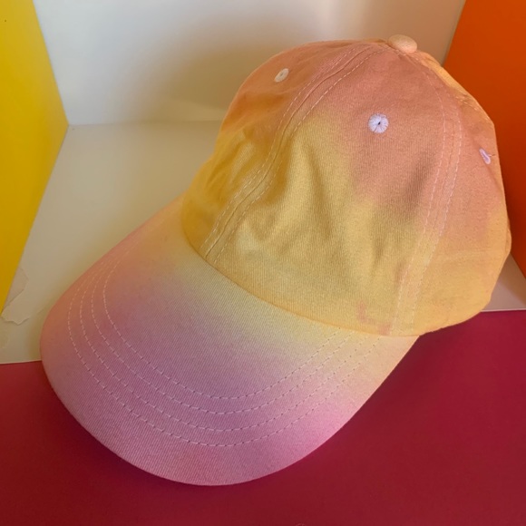 Tie Dye Ombré Hat - Picture 3 of 7